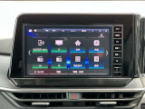 日産純正9インチメモリーナビ(MM223D-L)装備。スマートフォンによる部分地図更新、Bluetooth接続での音楽視聴、快適な画面操作と高音質なオーディオ再生。