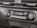 オートエアコンで温度を設定するだけで快適な車内環境を維持することができます!
