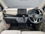 広々とした視界を体感できます。運転が楽しくなりますね。
