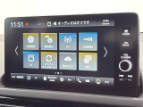 ★スマートフォンのような操作感の静電式タッチパネル。