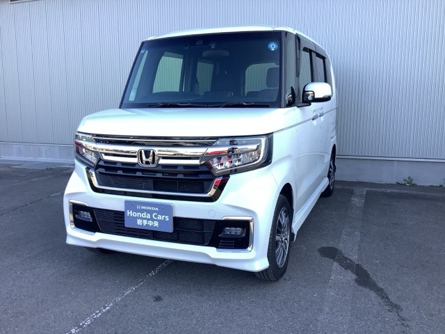 N-BOXカスタム L 4WD 