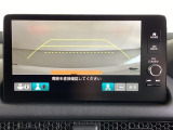 便利な3ビュー切り替え、ガイド線表示付きのバックカメラです。後退時、後方の視界をサポートします