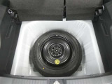 スペアタイヤ付きです!車に常時装備することで、もしもの時の備えとしてすごく安心です♪