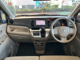 視界の良さと取り回しの良さで、たまに運転する奥様にも安心♪