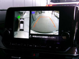 アラウンドビューモニター付きです 上から見たイメージで駐車出来ますので車庫入れの苦手な方も楽に駐車出来ます♪