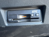 【ETC】高速道路の料金所をストレスなく通過!話題のスポットやサービスエリアに多い「スマートIC」利用時は必須のアイテムです。当店でセットアップを実施、ご納車当日からすぐにご利用いただけます!