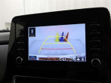 バックガイドモニターで、後方を確認しながら安心して駐車することができます。運転初心者も熟練者も必須の機能ですよ!