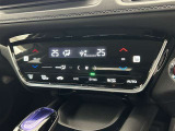 ★運転席と助手席でそれぞれお好みに合わせて温度設定が行えるフルオートエアコンです。外気温や室温、日射量を感知し、吹き出し温度、風量を緻密に制御します