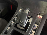 シフトレバーも操作性良く出来ています。運転縞柄ドライブモードを切り替え可能です。