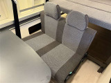 オキシクリア除菌済U-CARです。当社では展示前にハンドル、ドアノブ、シフトノブなどのウイルス付着が気になり内装表面を協力除菌しております。二酸化塩素の協力な酸化分解作用を利用したシステムです。