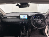 見通しの良い運転席回りとなっておりますので安心して運転をして頂けます!窓が大きいので明るく開放的な室内です