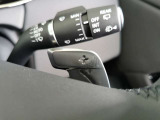 【パドルシフト】運転席から任意で、変速を自由自在に操ることができます。