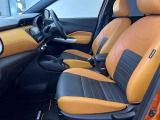 【車内ルームクリーニング済】専門スタッフにより車内はきれいにルームクリーニングを行っております。