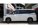【トヨタ認定中古車】まるごとクリ-ニング(見えない所まで徹底洗浄)、車両検査証明書(車の状態を徹底検査)、ロングラン保証(買ってからも安心!)、3つの安心をセットにしたトヨタ販売店の中古車ブランドです