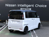 新型ルークスを象徴するデザインモチーフとして「かどまる四角」を、ヘッドライト、リヤコンビネーションランプ、ドアハンドル、ホイールなど随所に取り入れました。