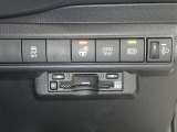 【ETC 2.0車載器付き】当社ではETCセットアップも承っております。お気軽に店舗スタッフまでお問い合わせください。