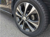 ナガイロングオートでは、国産車・外車とも全メーカーの軽自動車・普通車を取り扱っております!中古車・登録(届出)済未使用車だけでなく、新車のこともナガイロングオート新発田店にお任せください