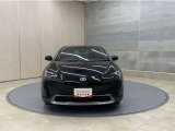 お車購入のポイントとなるフロントマスクです。上質で迫力あるデザインですね☆☆