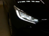 LEDヘッドライトです。デザイン性がよくとても明るいので、夜間の走行や悪天候でも安心です。しかも長寿命!