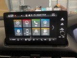 【Hondaコネクトディスプレイ】Honda CONNECT搭載車でスマートフォンやナビ機能と連携し、快適で安全なカーライフをサポートする車載ディスプレイシステムです。