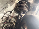 お車を安心してお乗りいただく為には、足回りの定期点検が欠かせません。サービスサポート(有償保証)では無料点検もご提供しており、安心のカーライフをお過ごしいただけるサポート体制が整っています。