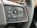 ステアリングスイッチ搭載!ハンドルひとつで手を離さなくても運転中視線をそらさなくても操作が出来て便利です