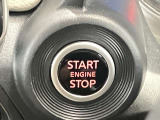 【プッシュ式エンジン】プッシュ式エンジンスタートでブレーキを踏んでボタンを押すだけでエンジン始動がスムーズ!!鍵をカバンに入れているだけでエンジンの始動が可能★とても便利な機能です
