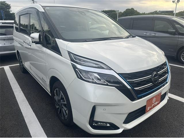 セレナ 1.2 e-POWER XV ワンオーナー 後席モニター 禁煙車