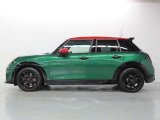 MINIオーナーのために設計されたオリジナルのMINI自動車保険がございます。車のことは全ておまかせください。