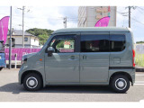 【走行距離 】約0.3万キロ走行しているお車になります!当社試乗車のため、走行距離も少なくおすすめです!