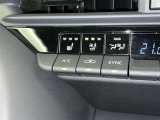 シートベンチレーション付きです。シートと密着部分の空気を換気して蒸れを防いでくれるので、暑い時期も快適に過ごせます♪一度使ったら手放せません!