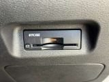 今では必需品のETCもパネルデザインにフィットするビルトインタイプなので、見た目もスッキリとしています