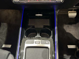 認定中古車フェア期間中はお買い得な特典をご用意しております。ご検討中のお客様はぜひ当店スタッフまでお問い合わせ下さい。