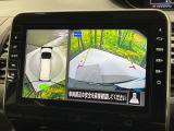 【アラウンドビューモニター】専用のカメラにより、上から見下ろしたような視点で360度クルマの周囲を確認することができます☆死角部分も確認しやすく、狭い場所での切り返しや駐車もスムーズに行えます。