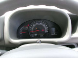 シンプルで見やすいスピードメーターですよ!安全運転で行きましょうね^^