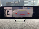 360度ビューモニター 4つのカメラで前後左右、俯瞰映像を表示、ドライバーからは見えない領域の危険認知をサポートするシステム搭載!