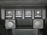 ネッツトヨタ静浜は&rdquo;キレイ&rdquo;にこだわっています。特設サービス工場で、新しく生まれ変わった車!内装・外装の徹底的な掃除、シートを外してニオイの元まで消臭・除菌、見えにくいエンジンルーム内もキレイ!