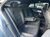 メルセデス・ベンツの定める厳しい基準をクリアしたお車のみをご案内させて頂きます。納車前整備はメーカー規定に基づき当店3Fの指定工場で入念に行なわれます。熟練のメカニックがお客様のお車を整備致します。