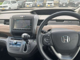 この度は、当店の車両をご覧頂きまして誠にありがとうございます。当店では、遠方ご登録・ご納車(別途費用要)や最長120回の分割お支払い(事前審査要)も承っております。ご不明な点は、お気軽にご相談下さいませ。