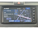 純正ナビを装備。タッチパネル式で使いやすく、お出かけもラクラクです。