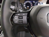 快適で安全にドライブが楽しめるように、オーディオコントロールスイッチです。ハンドルを握ったままチャンネルや音量の調整が可能です。