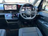 足元も広く運転しやすい!室内状態も良好です!衝突軽減エマージェンシーブレーキ・横滑り防止・車線逸脱警報・踏み間違い防止アシスト機能などの安心・安全装備が充実!
