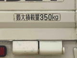 WEB店舗の中古車本部では仕上げ後すぐWEB掲載しております。まだ店頭に出ていない車両ですので見つけたときがチャンスかも。最寄りの店舗まで配送いたしますのでお気軽にお問い合わせください。