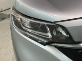 LEDヘッドライトは、点灯の瞬間から最大光量を発揮し、突然暗くなるトンネルなどでの安定感を高めます。