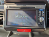 バックカメラで運転をサポートします。