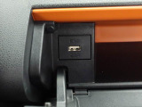 愛知ダイハツではお車をご購入頂いた後が本当のお付き合いのスタートだと思っています。 ですので定期点検や車検もお得なパックをご用意してお客様に頼りにされるダイハツディーラーを目指しています☆