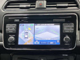 【プロパイロットパーキング】駐車したい位置を設定するだけであとはボタンを押し続けるだけで駐車はリーフにお任せ♪