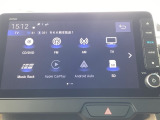 Apple CarPlayやAndroid Autoに対応しているので、スマートフォンの機能を車内でも手軽に使えます。