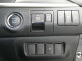 ネッツトヨタ静浜は&rdquo;キレイ&rdquo;にこだわっています。特設サービス工場で、新しく生まれ変わった車!内装・外装の徹底的な掃除、シートを外してニオイの元まで消臭・除菌、見えにくいエンジンルーム内もキレイ!
