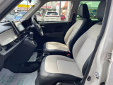 【助手席 】納車前には専門業者にてクリーニングを実施し綺麗な状態でお渡します!